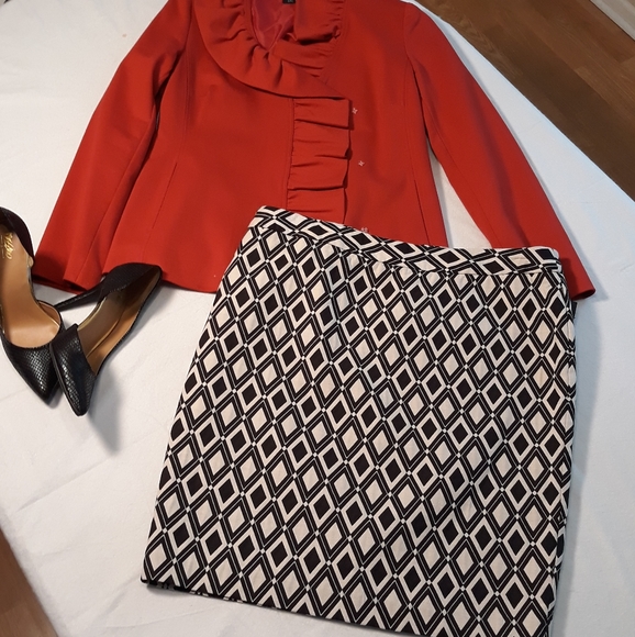 Blazer - Picture 5 of 5